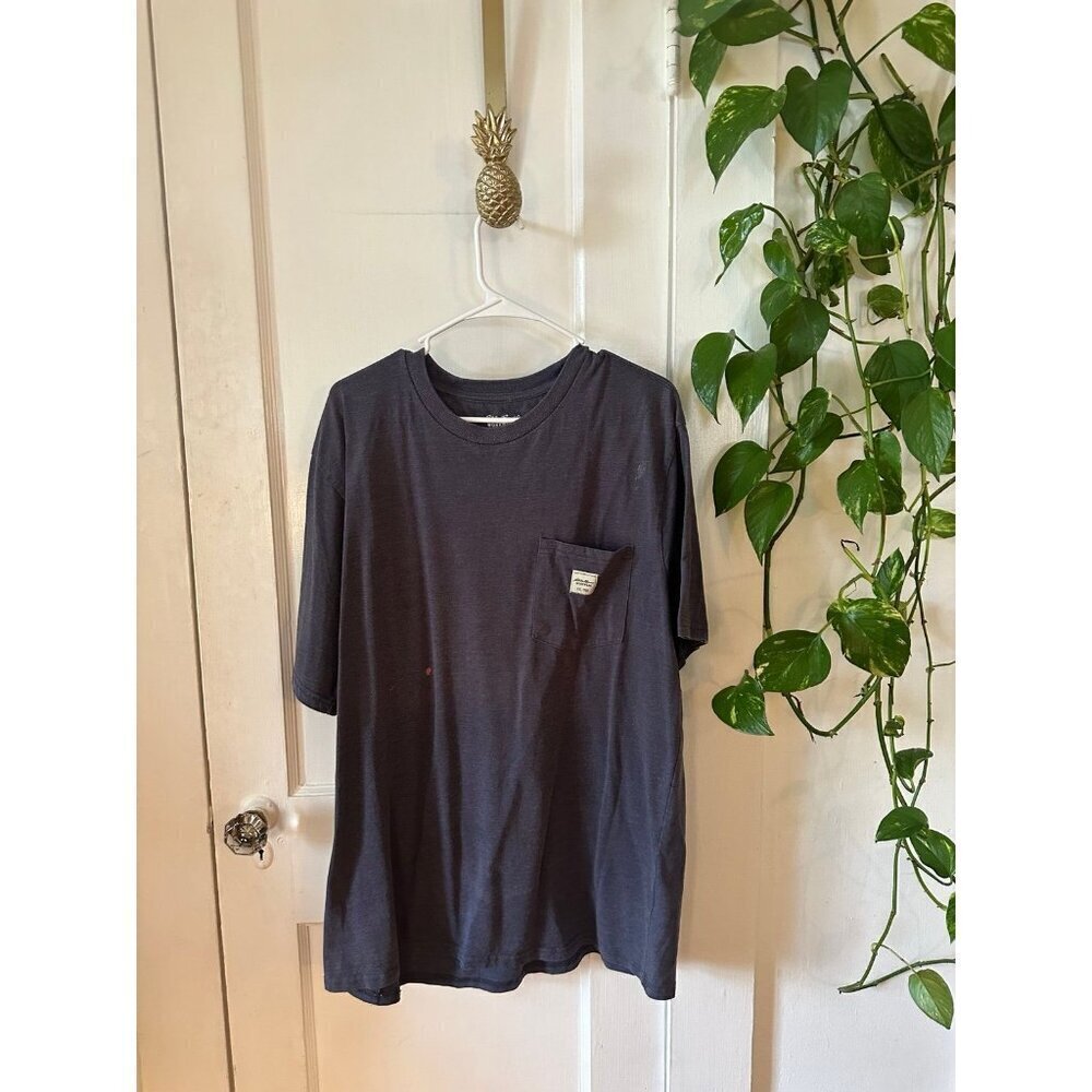Eddie Bauer workwear men’s size X – large T-shirt
